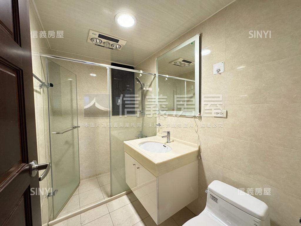 店長推薦一品苑電梯三房房屋室內格局與周邊環境