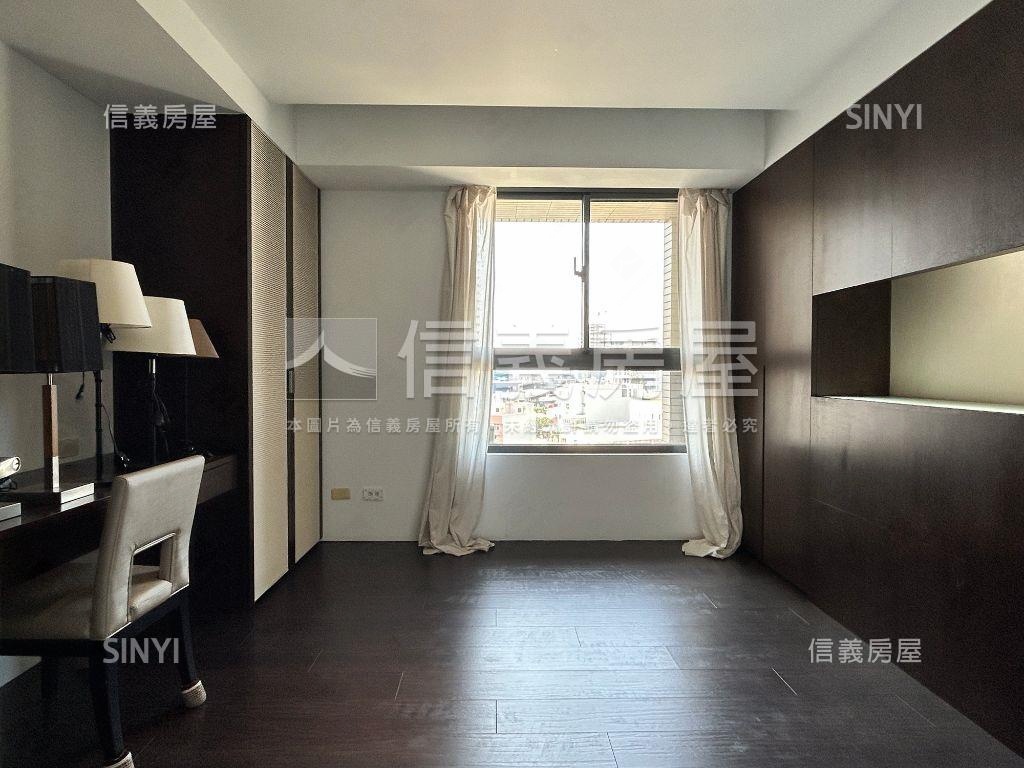 太子優生活大四房平面車位房屋室內格局與周邊環境