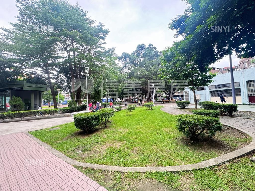 四維公園全聯旁溫馨屋房屋室內格局與周邊環境