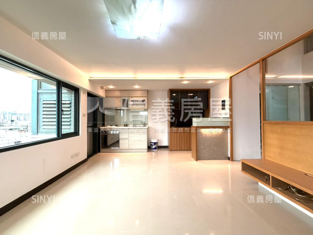 ＥＡＴ國際館邊間附車位房屋室內格局與周邊環境