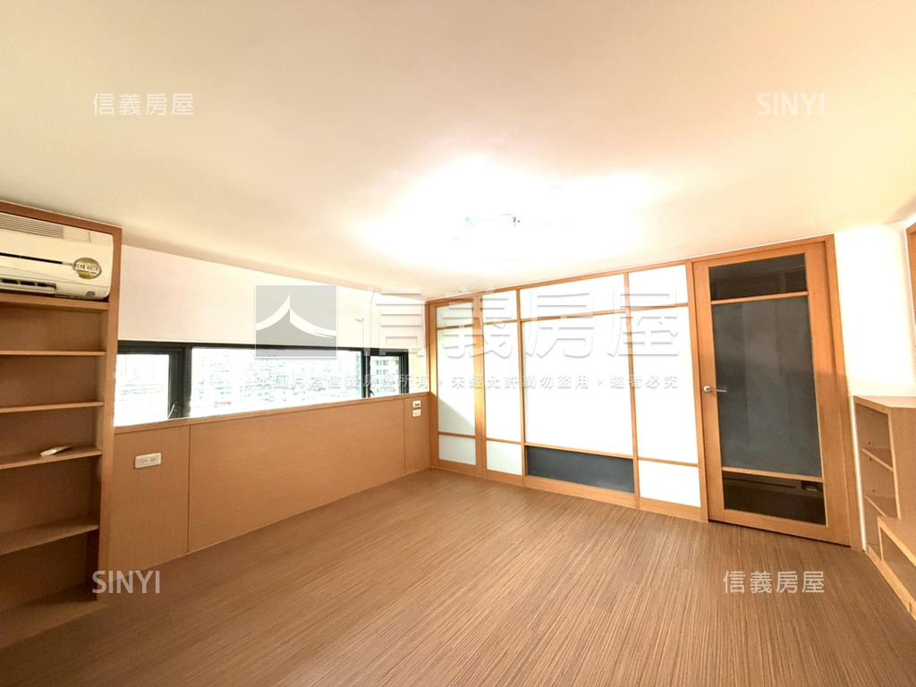 ＥＡＴ國際館邊間附車位房屋室內格局與周邊環境