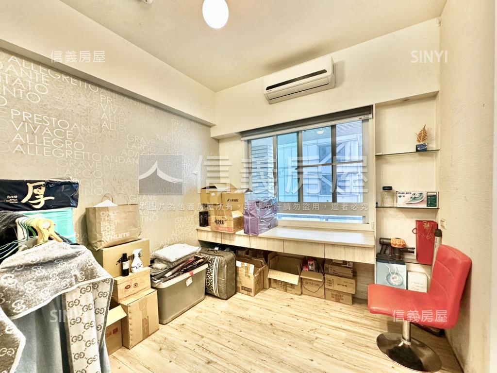 巨蛋聯上衛開兩房平車房屋室內格局與周邊環境