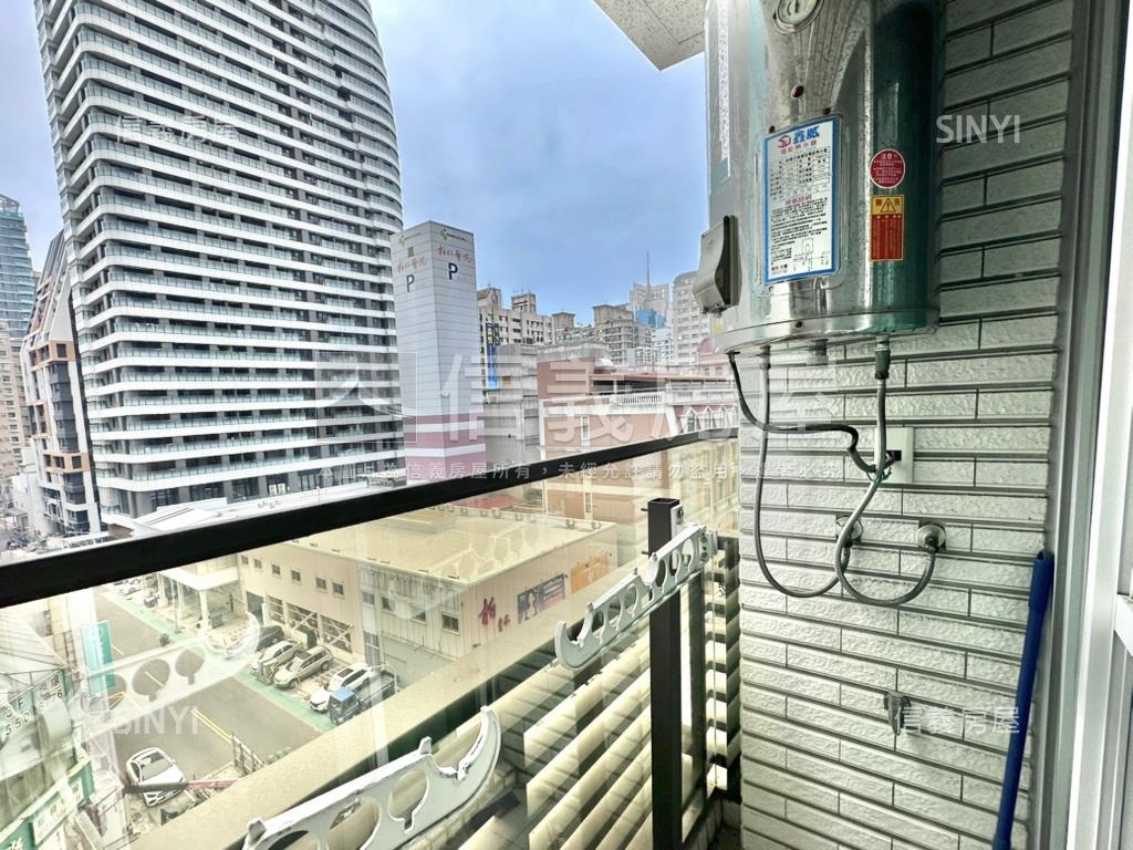 巨蛋聯上衛開兩房平車房屋室內格局與周邊環境