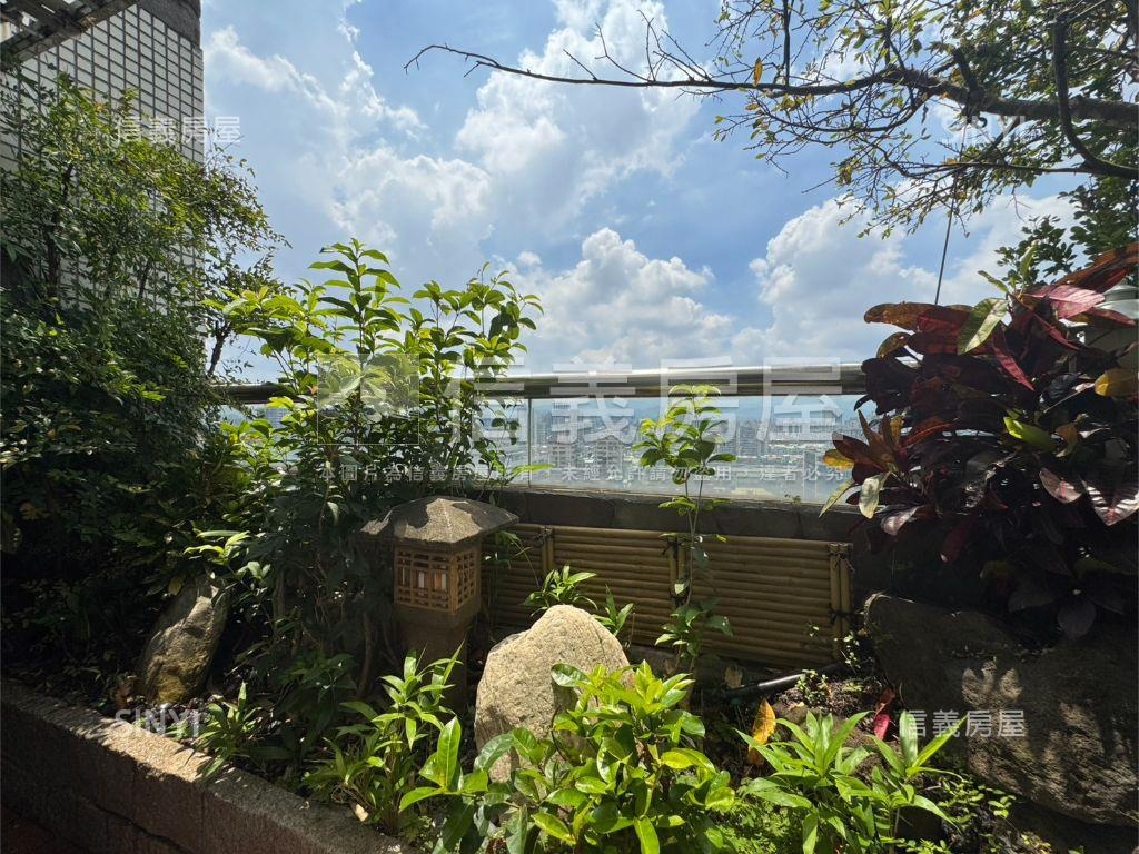 鹿特丹高樓視野景觀豪邸房屋室內格局與周邊環境