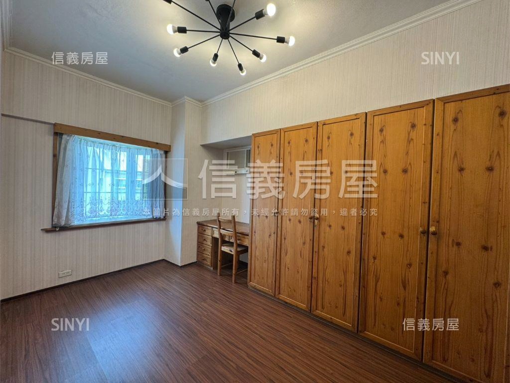 鹿特丹高樓視野景觀豪邸房屋室內格局與周邊環境