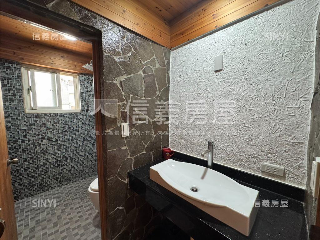 鹿特丹高樓視野景觀豪邸房屋室內格局與周邊環境