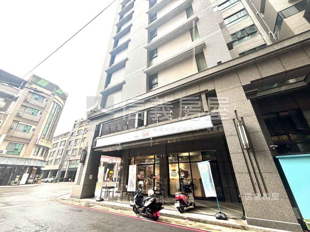 Ｒ１５黃金三角窗店面房屋室內格局與周邊環境