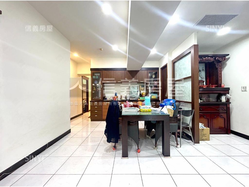 公園樹海景觀美屋房屋室內格局與周邊環境