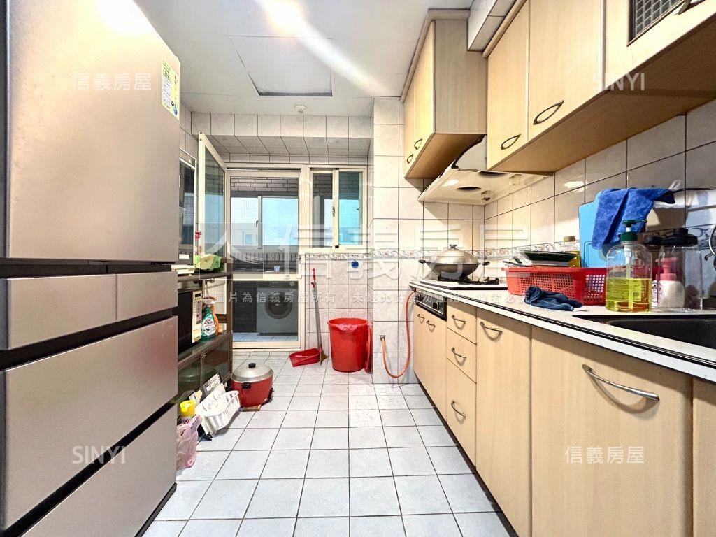 公園樹海景觀美屋房屋室內格局與周邊環境