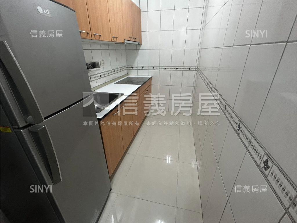 近樂成公園朝南兩房車位房屋室內格局與周邊環境