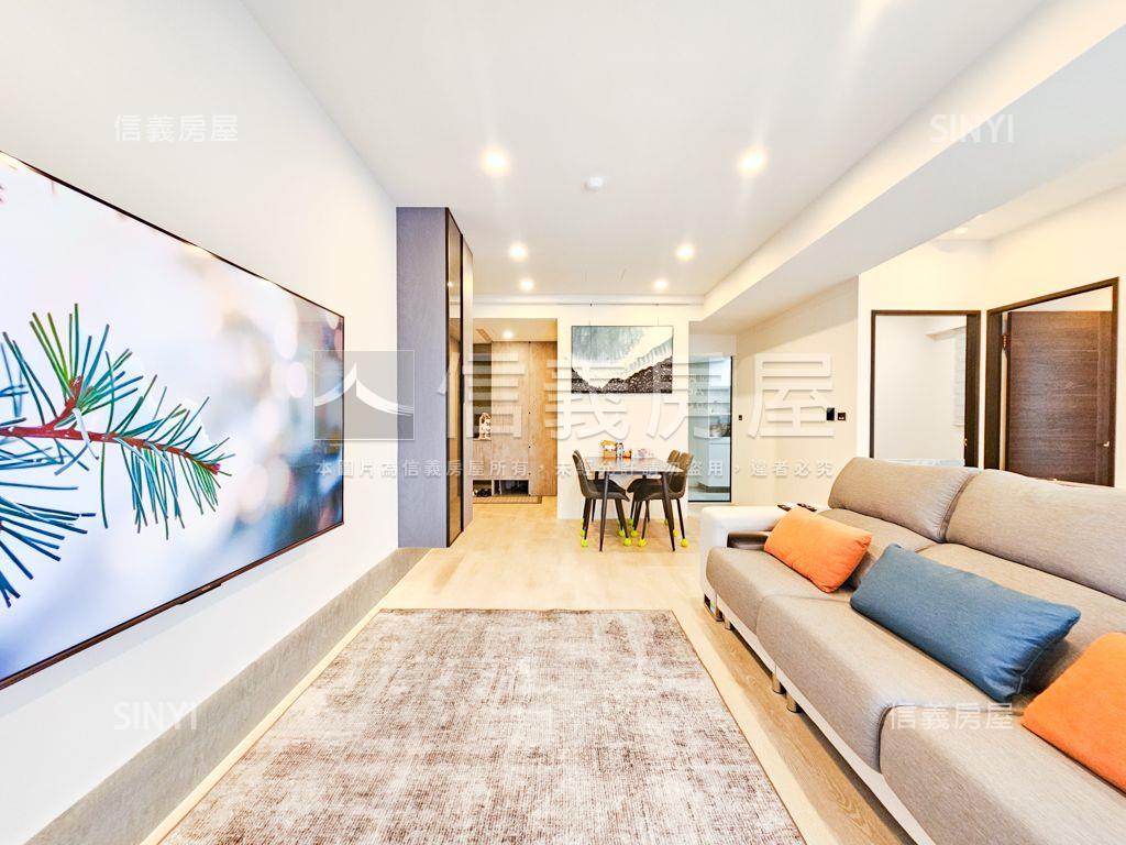 首綻全新智能裝潢美屋房屋室內格局與周邊環境