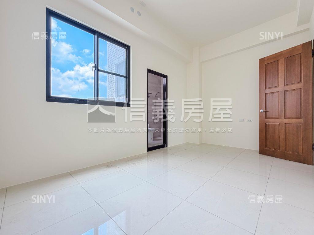 新市全新名邸獨院車墅房屋室內格局與周邊環境