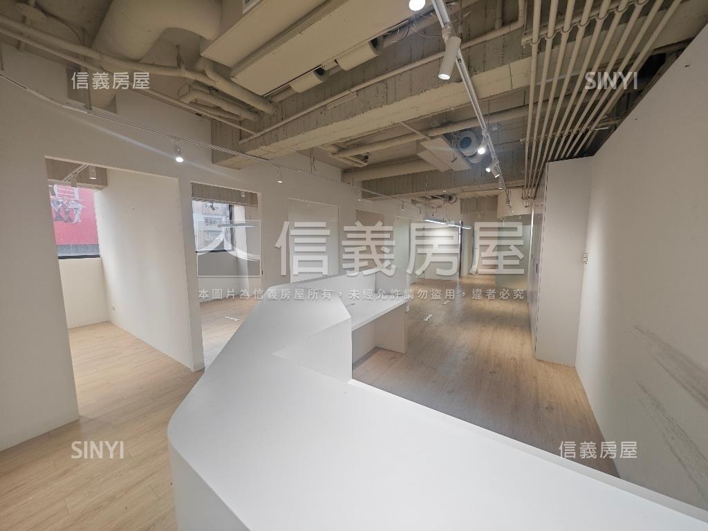 光復尚業邊間辦公房屋室內格局與周邊環境