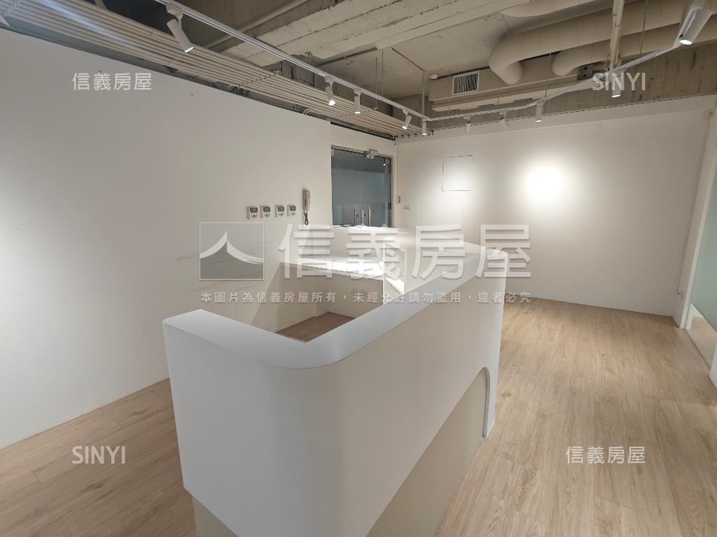 光復尚業邊間辦公房屋室內格局與周邊環境