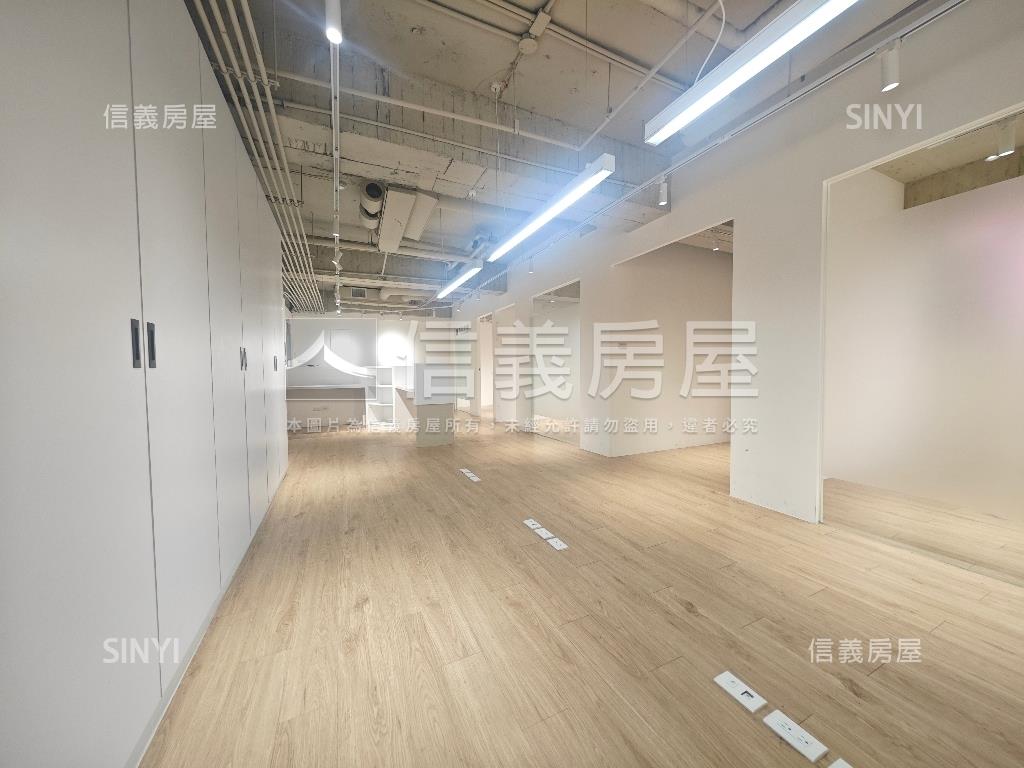 光復尚業邊間辦公房屋室內格局與周邊環境