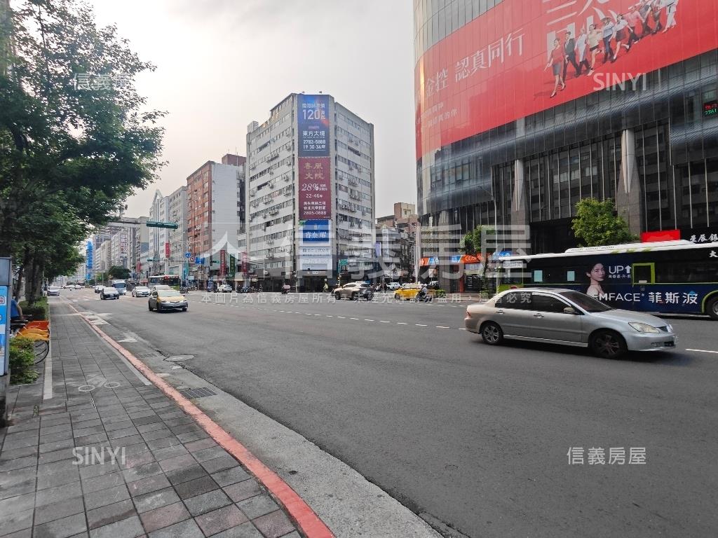 光復尚業邊間辦公房屋室內格局與周邊環境