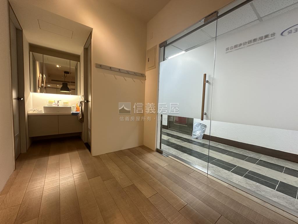 中山國小辦公室房屋室內格局與周邊環境