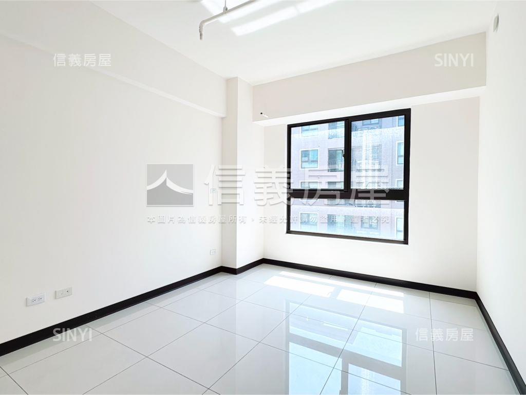 稀。邊間前後陽台三房車位房屋室內格局與周邊環境