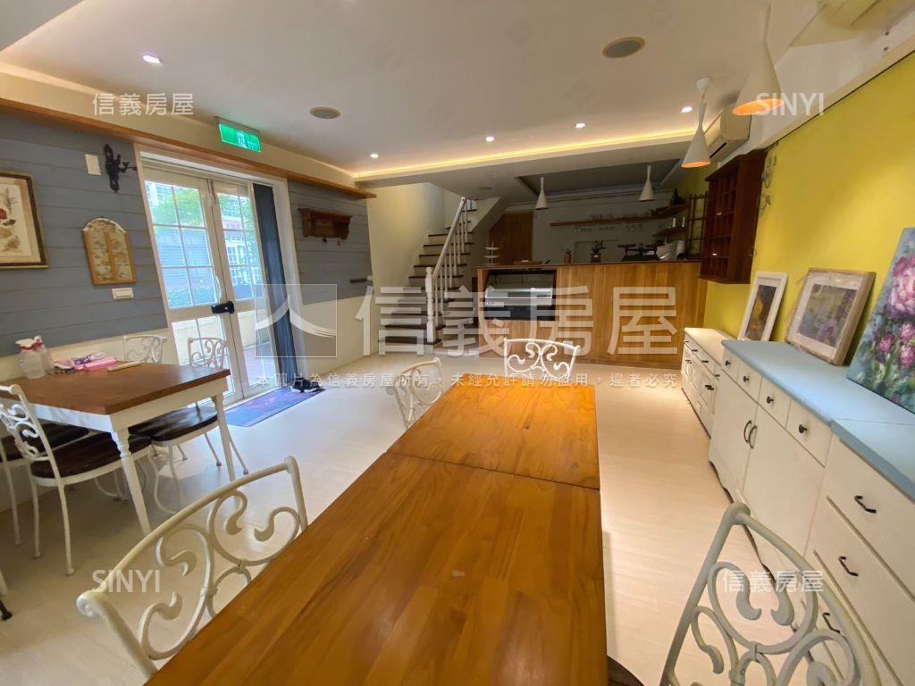 近文心中清捷運十四期角墅房屋室內格局與周邊環境