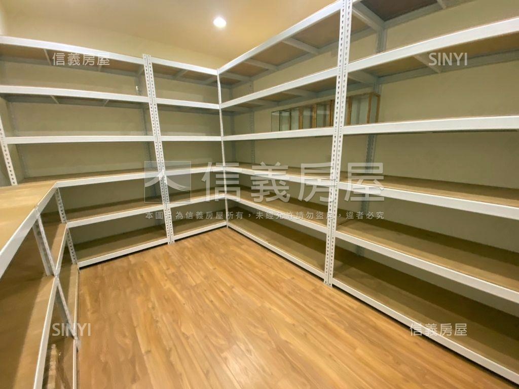 近文心中清捷運十四期角墅房屋室內格局與周邊環境