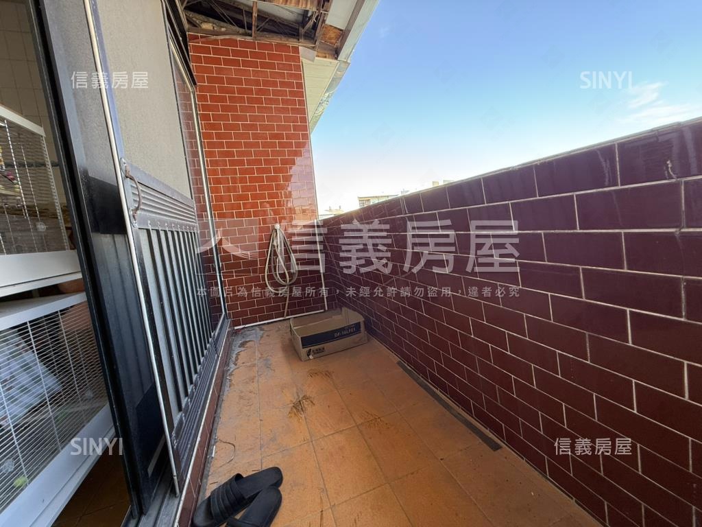南區低總價小資美透天房屋室內格局與周邊環境