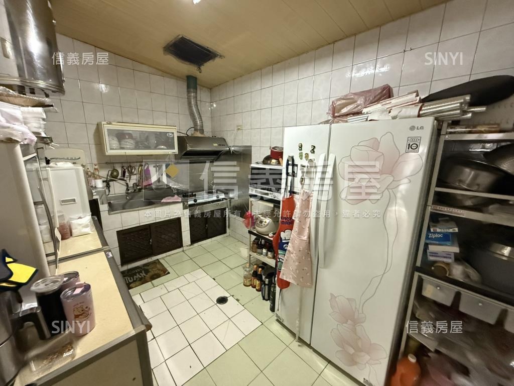 南區低總價小資美透天房屋室內格局與周邊環境