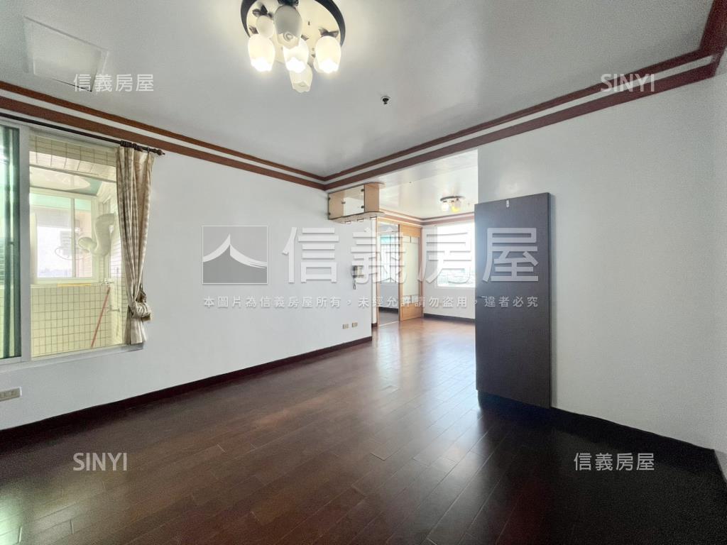 一級棒三房平車房屋室內格局與周邊環境