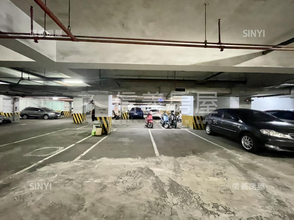 一級棒三房平車房屋室內格局與周邊環境