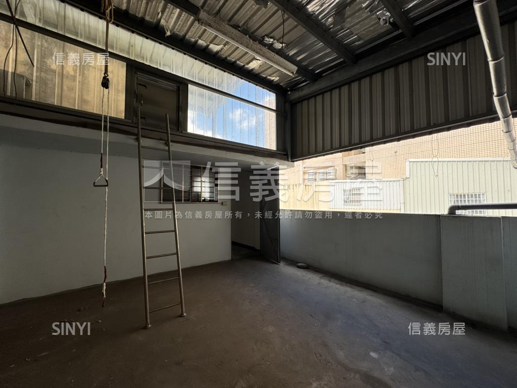 近文心崇德捷運大地坪透店房屋室內格局與周邊環境
