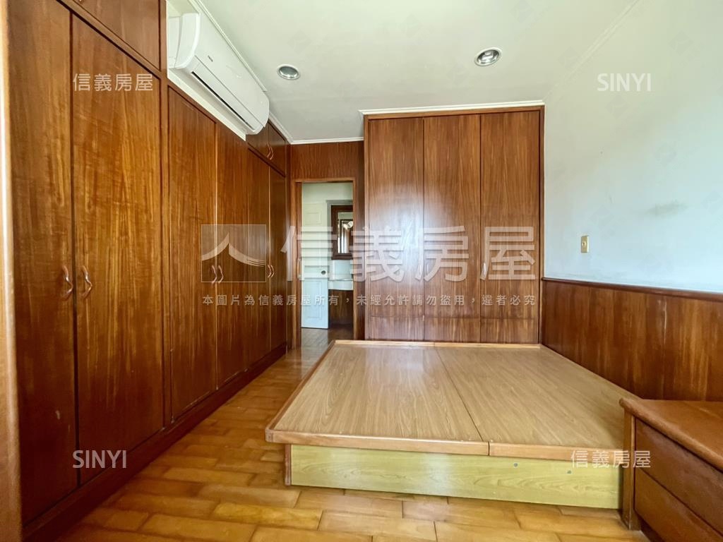 近南紡採光四房平車房屋室內格局與周邊環境