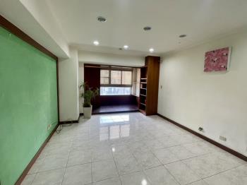 近南紡採光四房平車