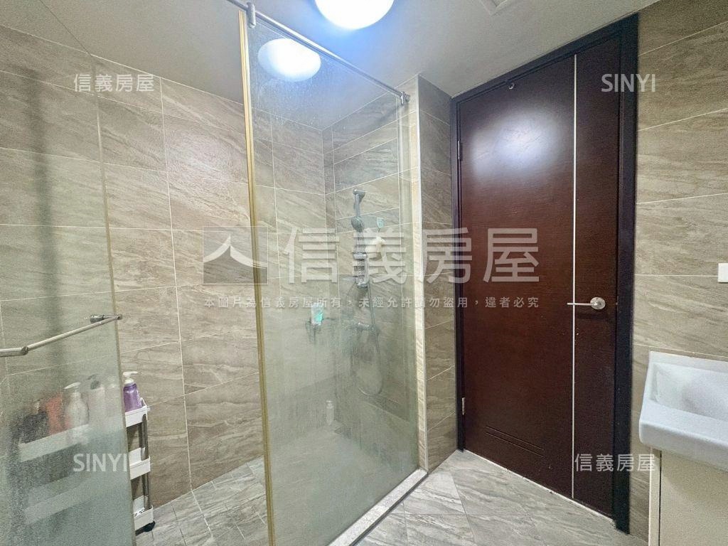 頭份美居仰森４房車位房屋室內格局與周邊環境