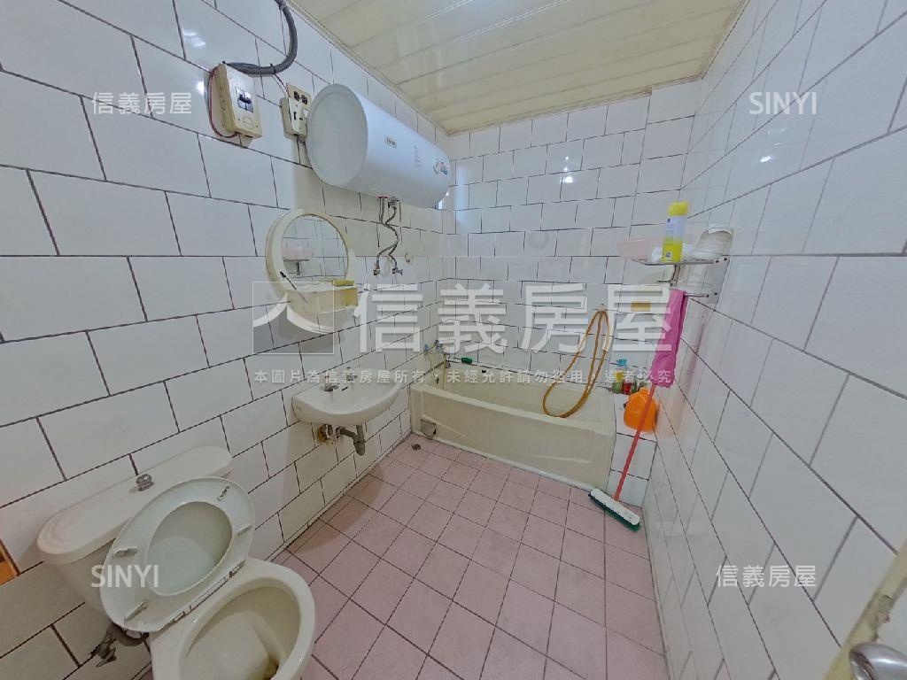 楊梅前後鄰路透天房屋室內格局與周邊環境