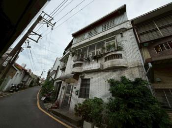 楊梅前後鄰路透天