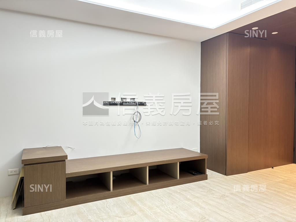 帛詩華豪華經典房屋室內格局與周邊環境