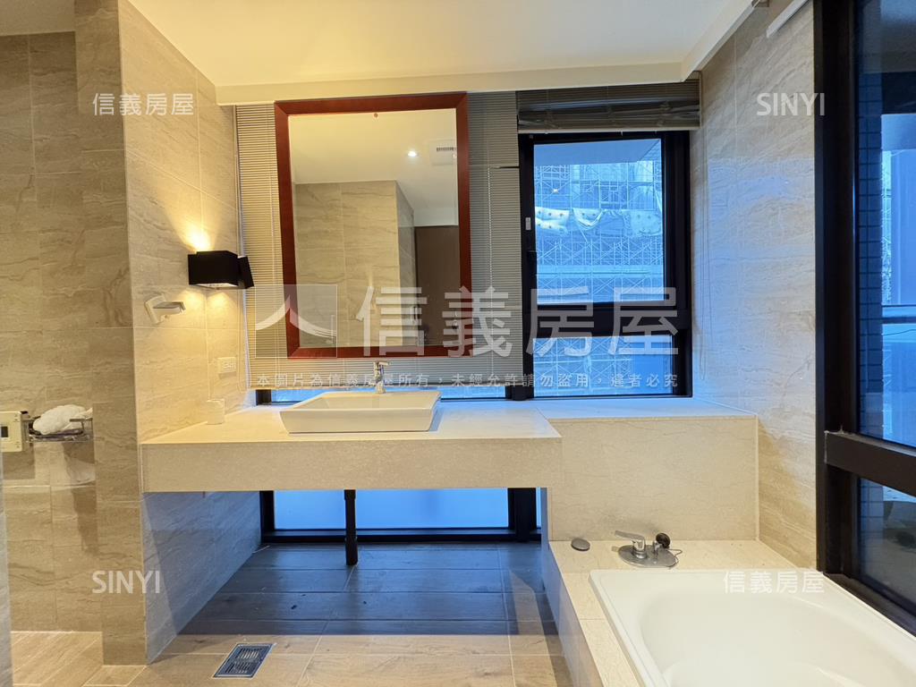 帛詩華豪華經典房屋室內格局與周邊環境