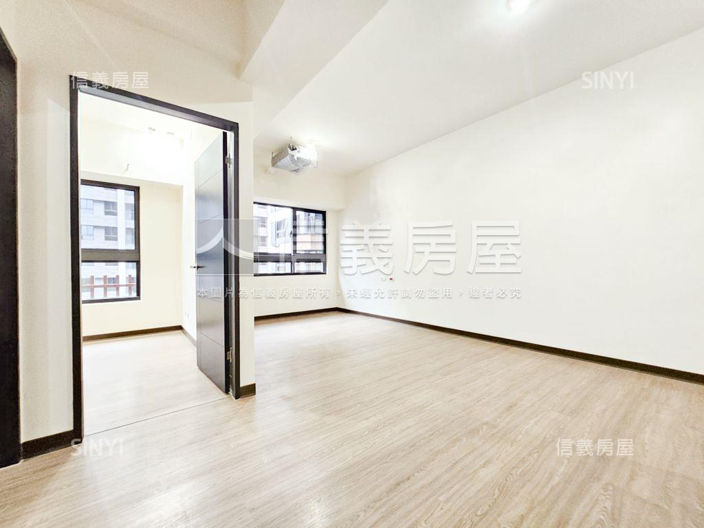 近部桃．織未來三房車位房屋室內格局與周邊環境