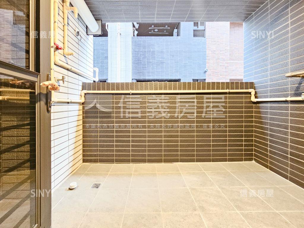 近部桃．織未來三房車位房屋室內格局與周邊環境