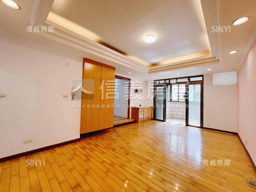『惠宇』伊莉莎白三房公寓房屋室內格局與周邊環境