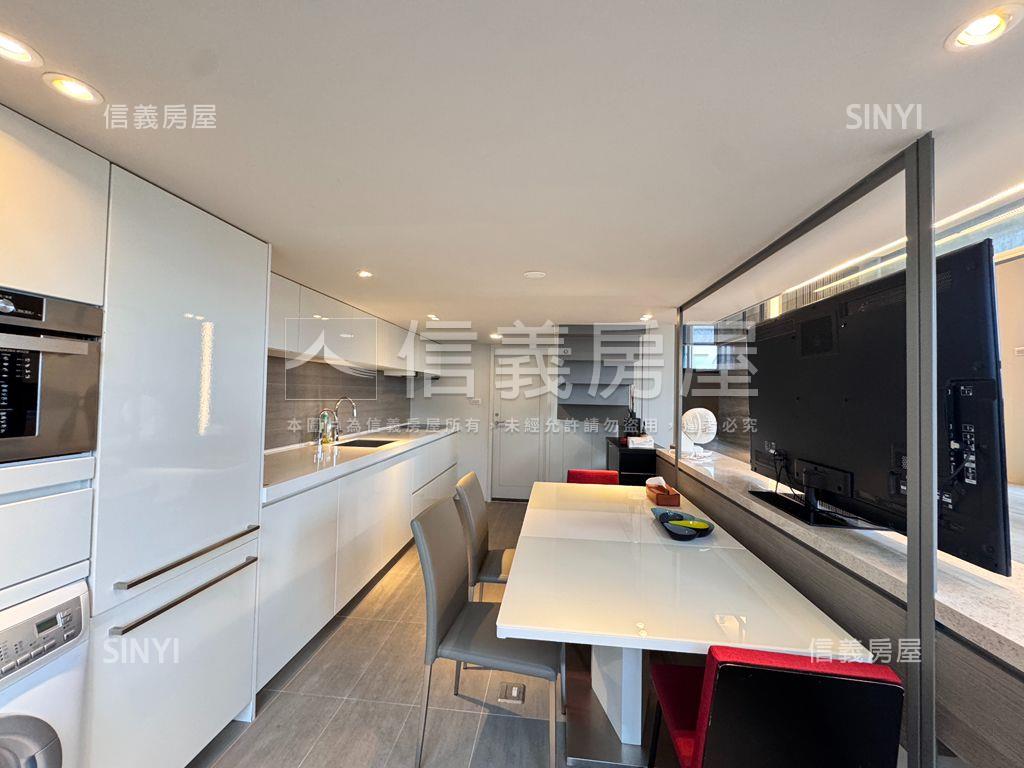 忠孝１０１★空屋歡迎預約房屋室內格局與周邊環境