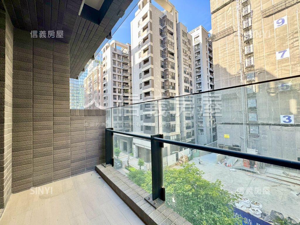 德友秀川三房車位房屋室內格局與周邊環境