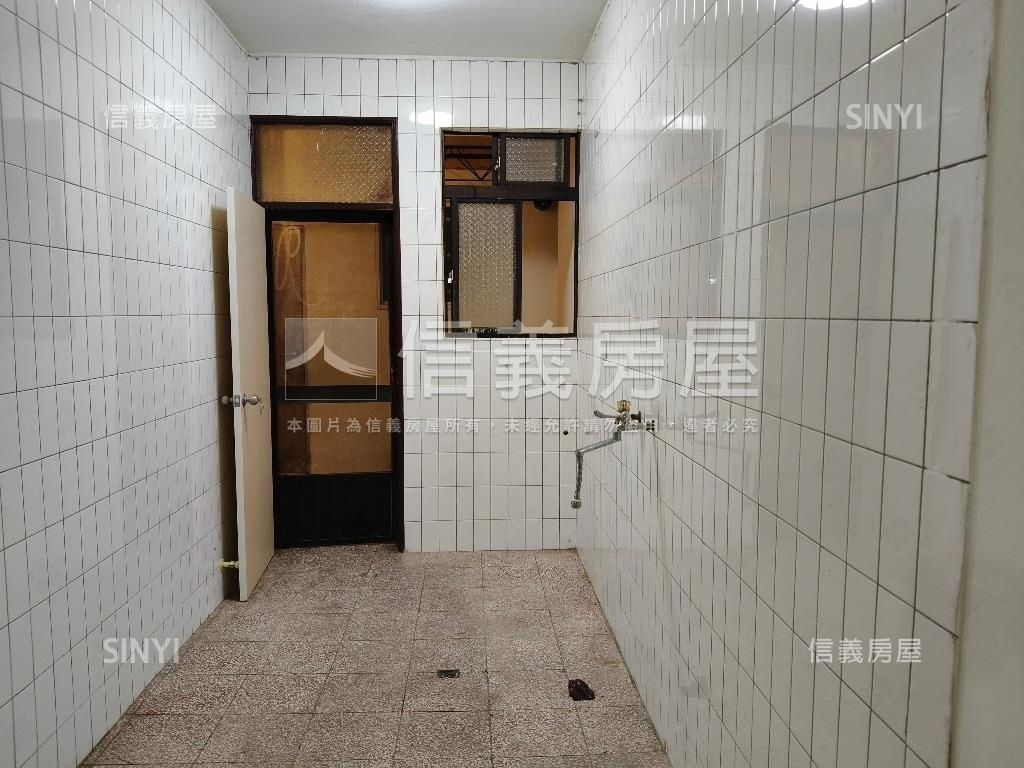 馬到成功萬安街邊間店住辦房屋室內格局與周邊環境