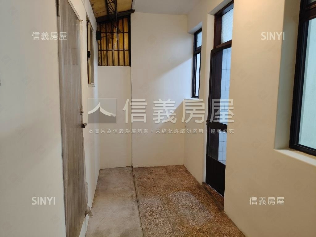 馬到成功萬安街邊間店住辦房屋室內格局與周邊環境
