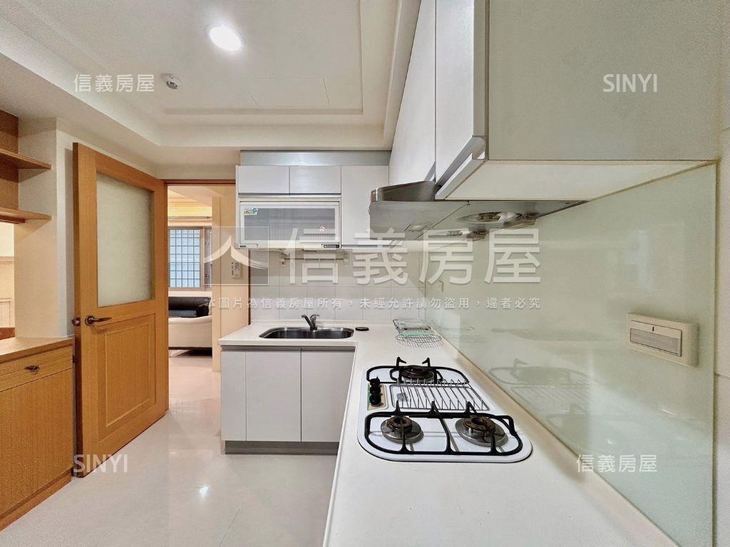 就是愛芬蘭房屋室內格局與周邊環境