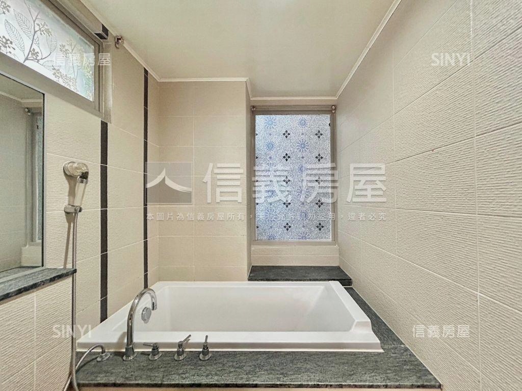 就是愛芬蘭房屋室內格局與周邊環境