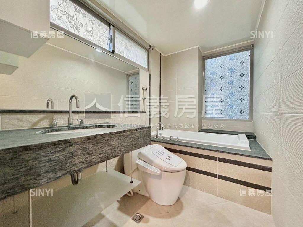 就是愛芬蘭房屋室內格局與周邊環境