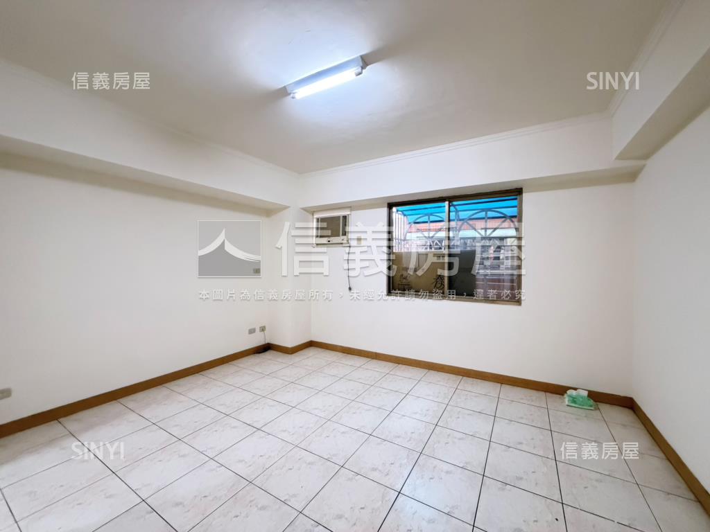 稀有鉅虹藝術尊爵問我房屋室內格局與周邊環境
