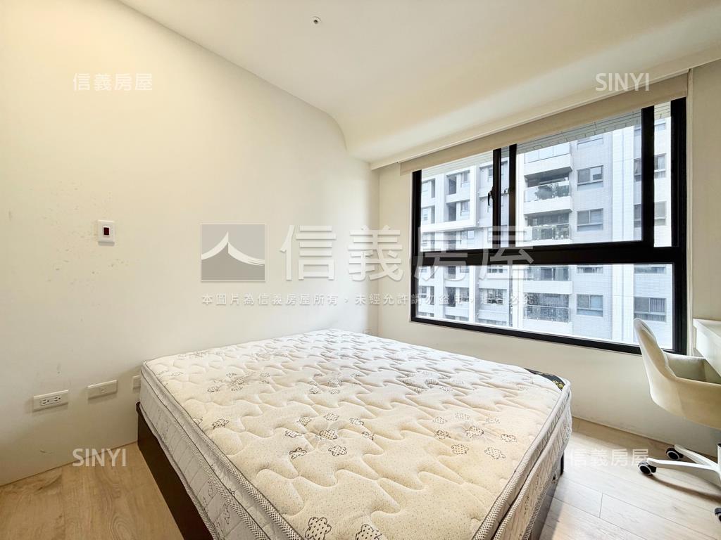 寬埕埕和花園高樓景觀美屋房屋室內格局與周邊環境