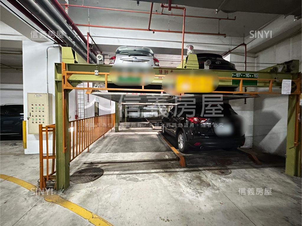 中央新村採光三房車位房屋室內格局與周邊環境