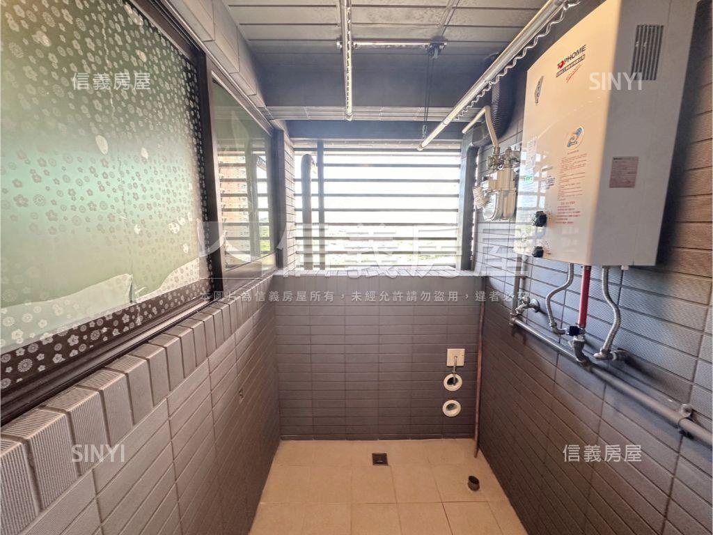 碧波白河景２房平面車位房屋室內格局與周邊環境
